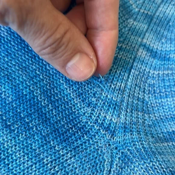 5/$25 Tommy Hilfiger lightweight cold shoulder summer sweater XL - Picture 13 of 14